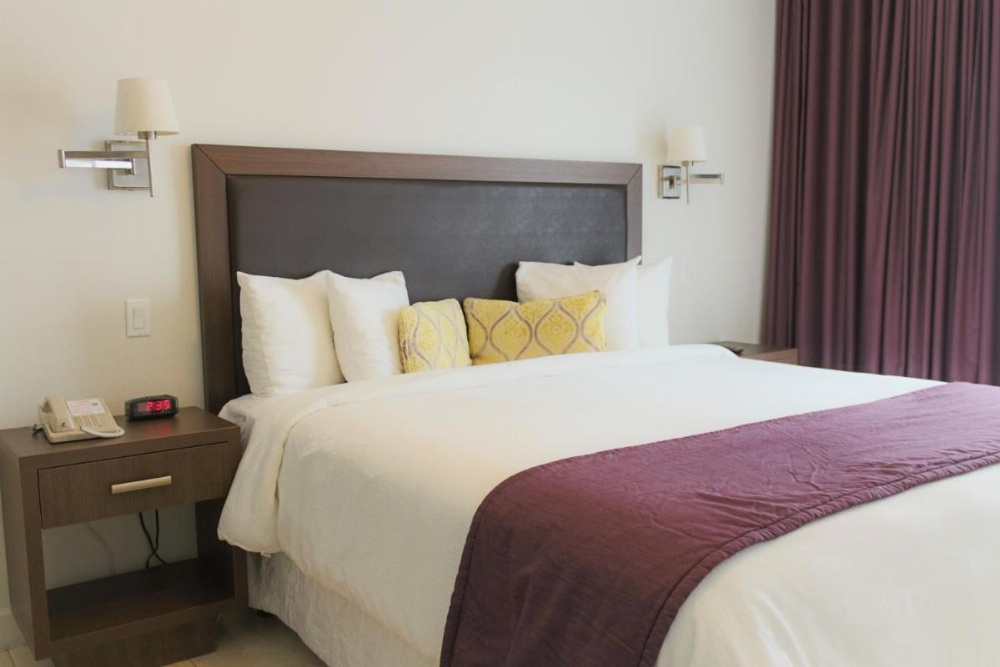 Standard King Room - No Resort Fee