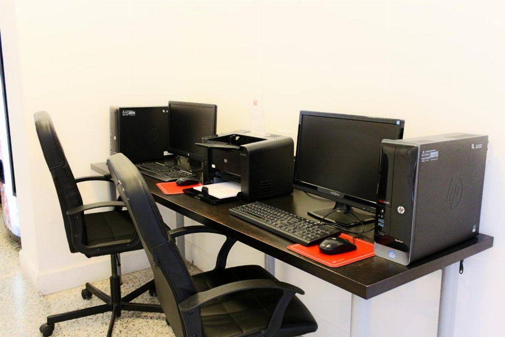 Collins Hotel Main image